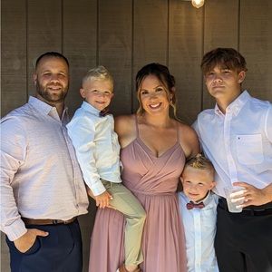 Meet your Posher, Laura